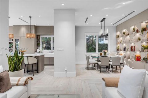 Touwnhouse à vendre à Coral Gables, Floride: 4 chambres, 320.61 m2 № 1998326 - photo 12