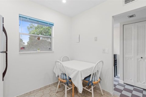 Copropriété à vendre à Margate, Floride: 2 chambres, 89 m2 № 2084413 - photo 11