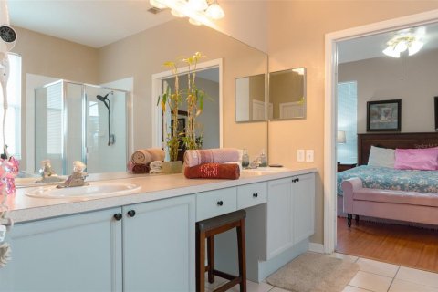 Casa en venta en Kissimmee, Florida, 5 dormitorios, 209.49 m2 № 1910118 - foto 8