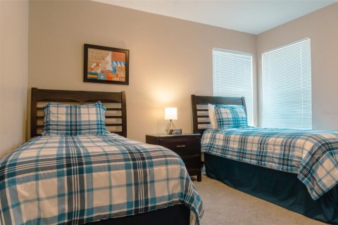 Casa en venta en Kissimmee, Florida, 5 dormitorios, 209.49 m2 № 1910118 - foto 21