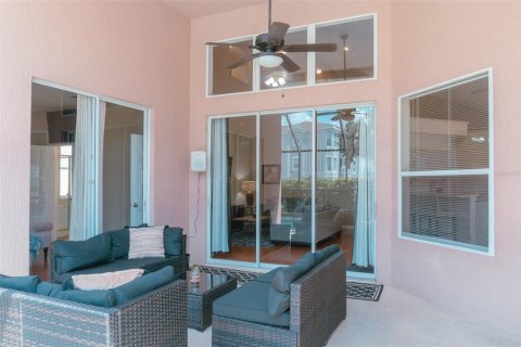 Casa en venta en Kissimmee, Florida, 5 dormitorios, 209.49 m2 № 1910118 - foto 11