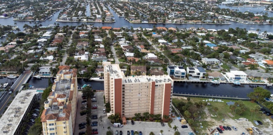 Condominio en Pompano Beach, Florida, 1 dormitorio № 991841