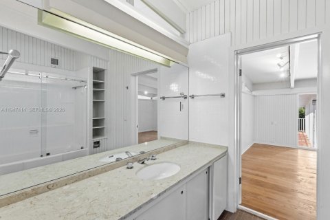 Снять в аренду виллу или дом в Ки-Бискейн, Флорида 7 спален, 361.39м2, № 2003745 - фото 18