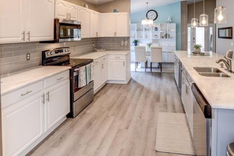 Casa en venta en Lakeland, Florida, 3 dormitorios, 185.9 m2 № 1510215 - foto 4