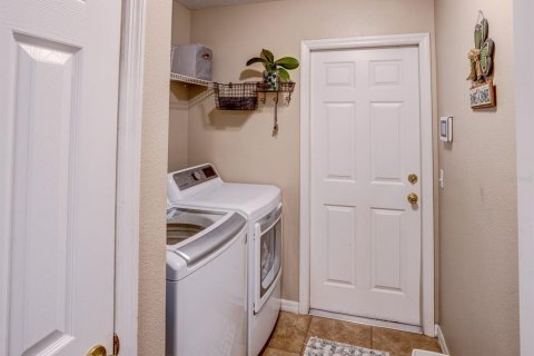 Casa en venta en Lakeland, Florida, 3 dormitorios, 185.9 m2 № 1510215 - foto 15