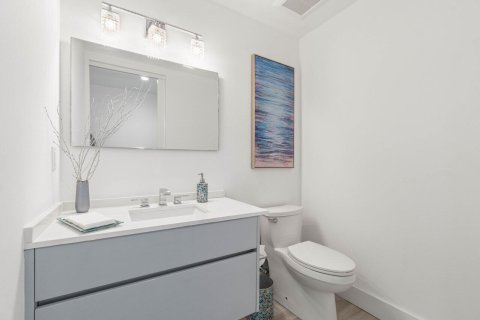 Condo in Palm Beach Shores, Florida, 3 bedrooms  № 2185036 - photo 21