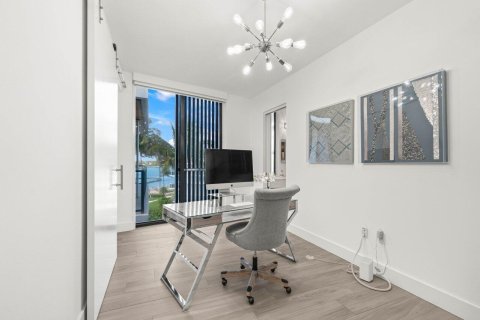 Condo in Palm Beach Shores, Florida, 3 bedrooms  № 2185036 - photo 22