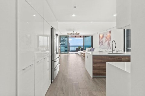 Condo in Palm Beach Shores, Florida, 3 bedrooms  № 2185036 - photo 7