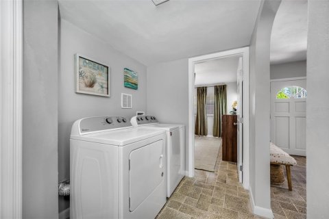 Casa en alquiler en Tampa, Florida, 2 dormitorios, 95.78 m2 № 1681135 - foto 12