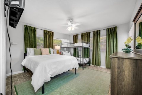 Casa en alquiler en Tampa, Florida, 2 dormitorios, 95.78 m2 № 1681135 - foto 8