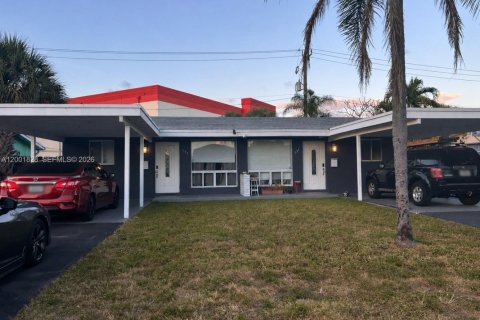 Casa en Oakland Park, Florida 2 dormitorios, 173.82 m2 № 2075442