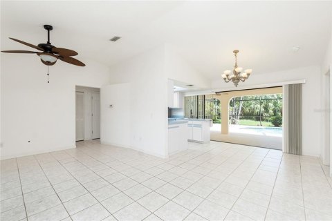 House in Port Charlotte, Florida 2 bedrooms, 128.58 sq.m. № 1795864 - photo 8