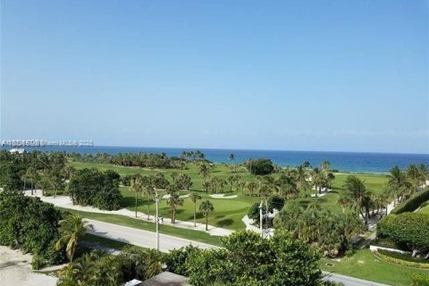 Apartamento en alquiler en Palm Beach, Florida, 1 dormitorio, 49.33 m2 № 1937930 - foto 25