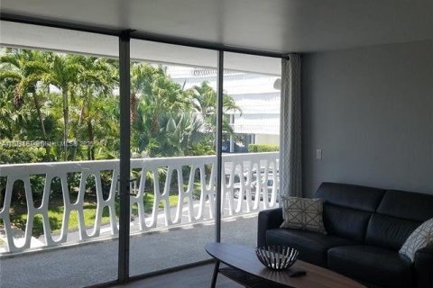 Apartamento en alquiler en Palm Beach, Florida, 1 dormitorio, 49.33 m2 № 1937930 - foto 6