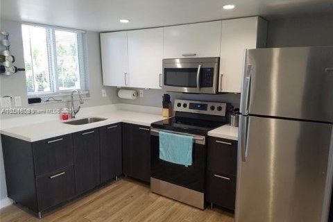 Apartment in Palm Beach, Florida 1 bedroom, 49.33 sq.m. № 1937930 - photo 5
