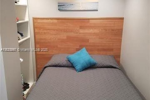 Apartamento en alquiler en Palm Beach, Florida, 1 dormitorio, 49.33 m2 № 1937930 - foto 16