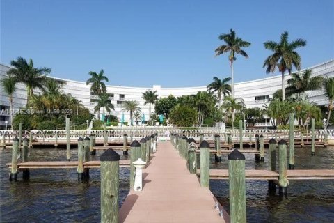 Apartamento en alquiler en Palm Beach, Florida, 1 dormitorio, 49.33 m2 № 1937930 - foto 23