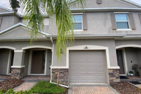 Townhouse in Wesley Chapel, Florida 3 bedrooms, 156.26 sq.m. № 1831791 - photo 2