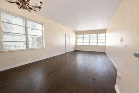 Condominio en alquiler en Miami Beach, Florida, 1 dormitorio, 69.68 m2 № 2043504 - foto 6