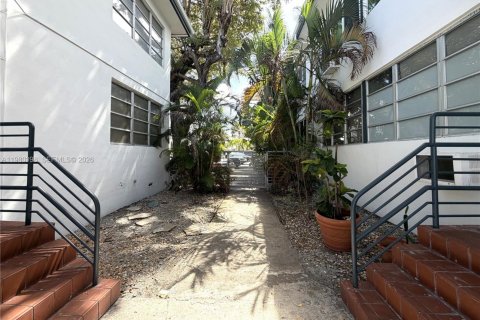 Condominio en alquiler en Miami Beach, Florida, 1 dormitorio, 69.68 m2 № 2043504 - foto 22