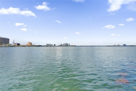 Condominio en alquiler en Miami Beach, Florida, 1 dormitorio, 51.1 m2 № 2009243 - foto 13