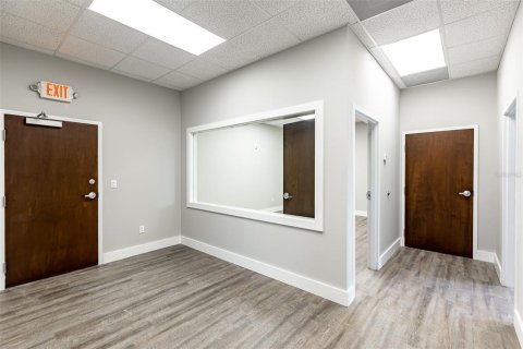Propiedad comercial en venta en Venice, Florida, 616.78 m2 № 2108797 - foto 14