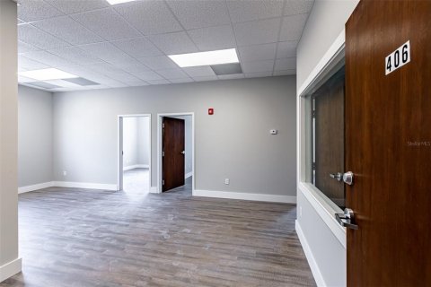 Propiedad comercial en venta en Venice, Florida, 616.78 m2 № 2108797 - foto 19
