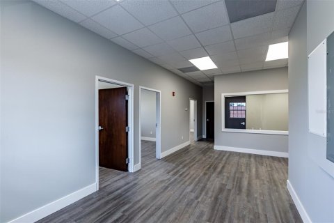 Propiedad comercial en venta en Venice, Florida, 616.78 m2 № 2108797 - foto 10