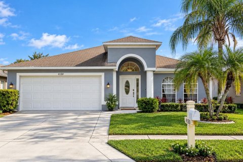 House in Wesley Chapel, Florida 4 bedrooms, 183.95 sq.m. № 2379087