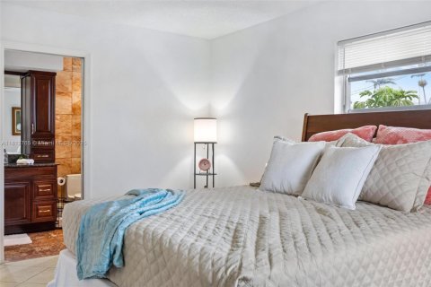 Appartement à louer à Fort Lauderdale, Floride: 2 chambres, 111.48 m2 № 1762456 - photo 18