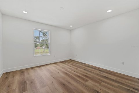 House in Clermont, Florida 6 bedrooms, 285.4 sq.m. № 2199482 - photo 30