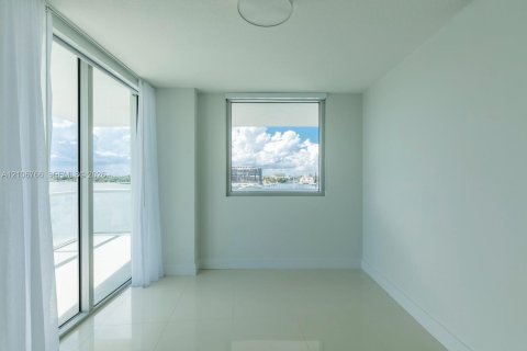 Copropriété à vendre à Miami Beach, Floride: 3 chambres, 121.14 m2 № 2423327 - photo 9