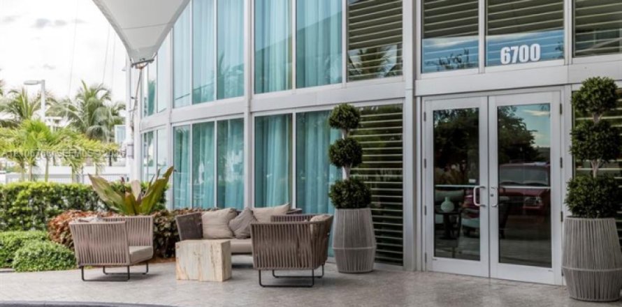 Condo à Miami Beach, Floride, 3 chambres  № 2423327
