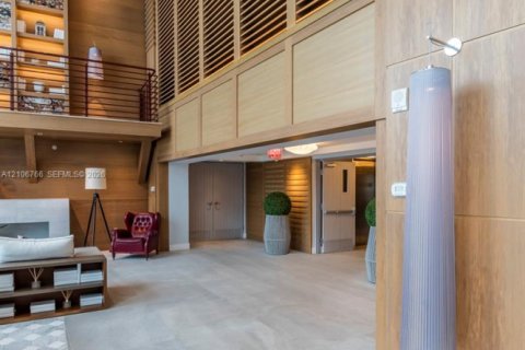Copropriété à vendre à Miami Beach, Floride: 3 chambres, 121.14 m2 № 2423327 - photo 21