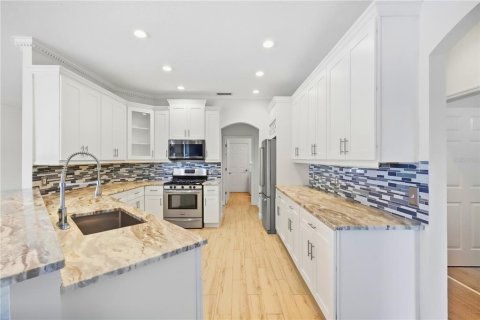 House in Lakewood Ranch, Florida 3 bedrooms, 195.56 sq.m. № 2390920 - photo 23