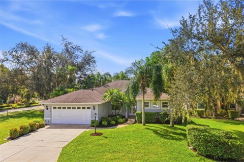House in Lakewood Ranch, Florida 3 bedrooms, 195.56 sq.m. № 2390920 - photo 3
