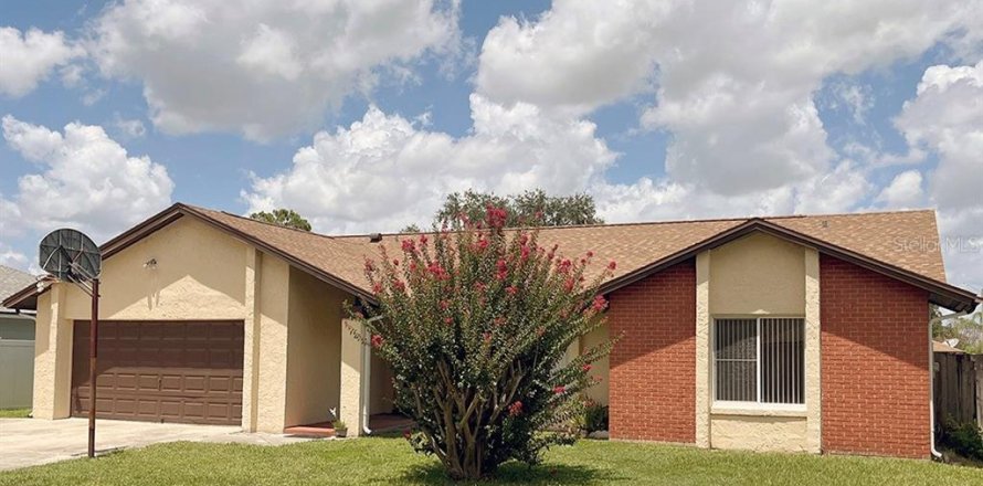Villa ou maison à Orlando, Floride 4 chambres, 151.06 m2 № 2302902