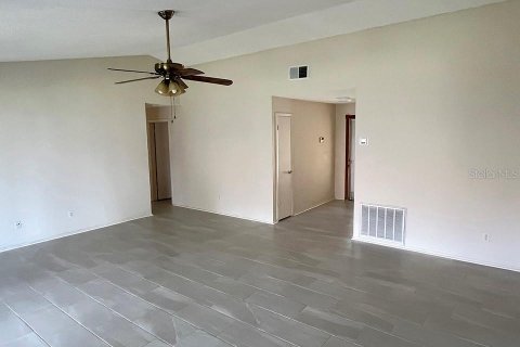 Villa ou maison à vendre à Orlando, Floride: 4 chambres, 151.06 m2 № 2302902 - photo 5