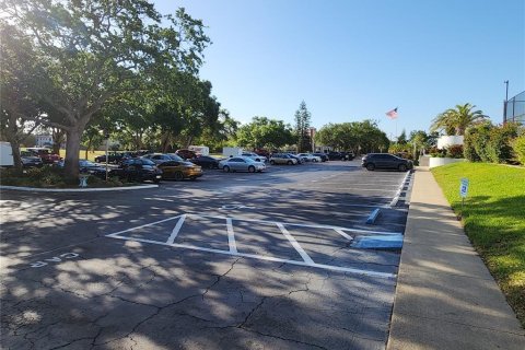Condominio en alquiler en Daytona Beach, Florida, 2 dormitorios, 112.41 m2 № 1908186 - foto 3