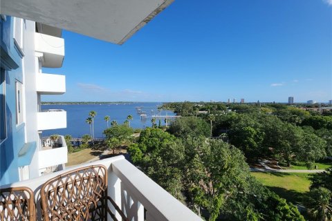 Condominio en alquiler en Daytona Beach, Florida, 2 dormitorios, 112.41 m2 № 1908186 - foto 5