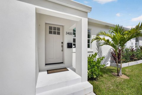 Villa ou maison à West Palm Beach, Floride 4 chambres, 184.5 m2 № 2190161