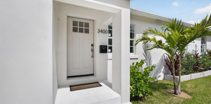 Villa ou maison à West Palm Beach, Floride 4 chambres, 184.5 m2 № 2190161
