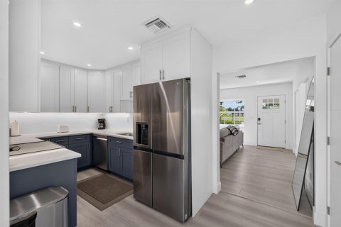 Villa ou maison à vendre à West Palm Beach, Floride: 4 chambres, 184.5 m2 № 2190161 - photo 11