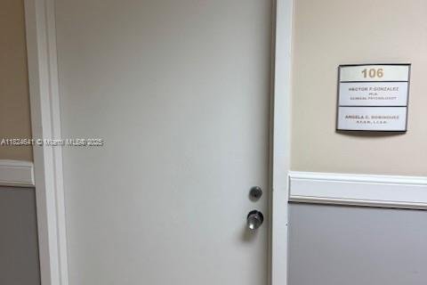 Immobilier commercial à vendre à Miami, Floride № 1920803 - photo 15