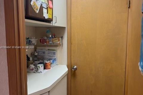 Immobilier commercial à vendre à Miami, Floride № 1920803 - photo 27