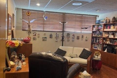 Immobilier commercial à vendre à Miami, Floride № 1920803 - photo 21