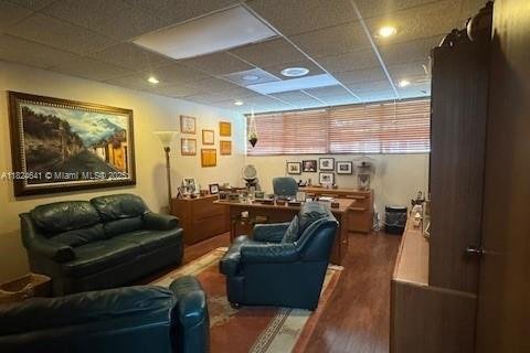 Immobilier commercial à vendre à Miami, Floride № 1920803 - photo 18