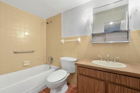 Condominio en alquiler en Casselberry, Florida, 1 dormitorio, 69.68 m2 № 1903841 - foto 7