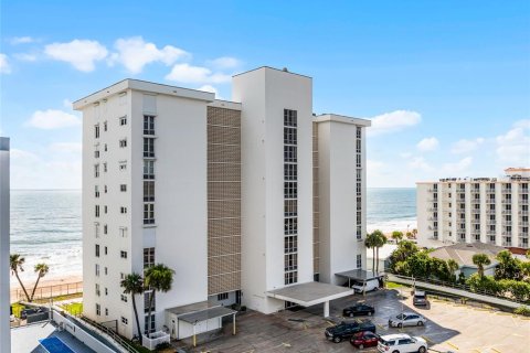 Condo in Ormond Beach, Florida, 2 bedrooms  № 1884147 - photo 3