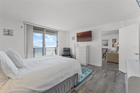 Condo in Ormond Beach, Florida, 2 bedrooms  № 1884147 - photo 23